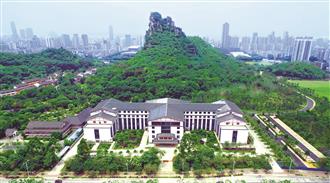 國(guó)家優(yōu)質(zhì)工程：柳州市老年活動(dòng)中心及1、2號(hào)門(mén)衛(wèi)室工程