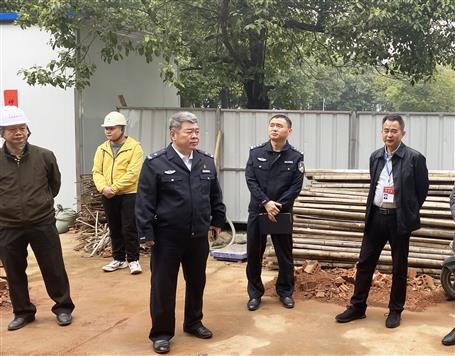 仲軍到冶建基礎(chǔ)分公司項目調(diào)研指導