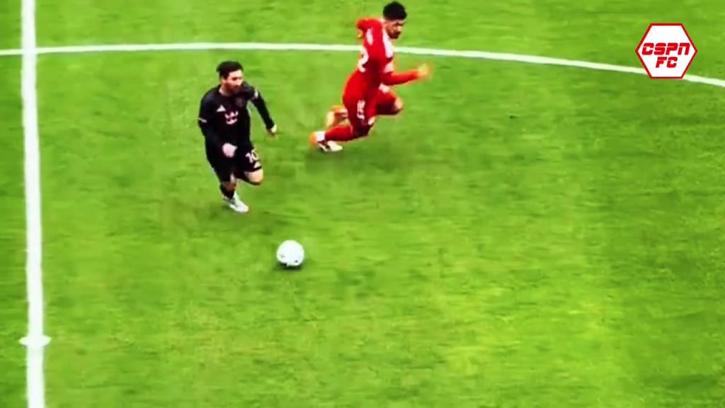 球王的影響力！實(shí)拍：全場(chǎng)6.2萬(wàn)觀(guān)眾高呼梅西是什么效果？